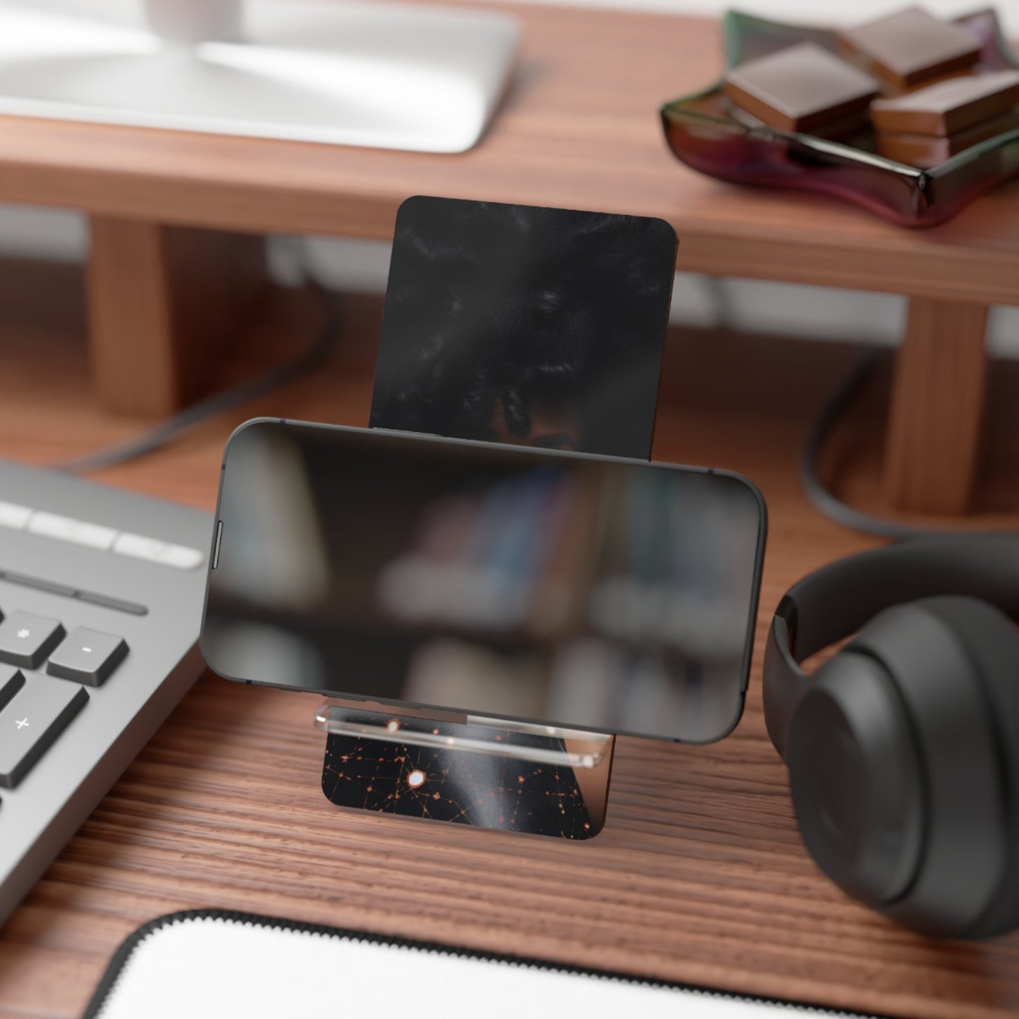 Futuristic Radiant Queen Mobile Display Stand